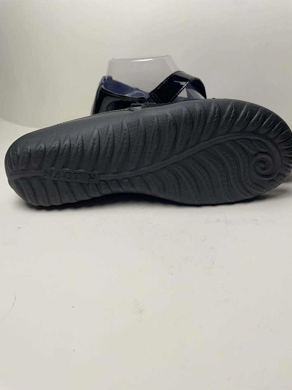 Naot Black Suede and Patent Leather Sandals Size 38 US 7 - Picture 10 of 13